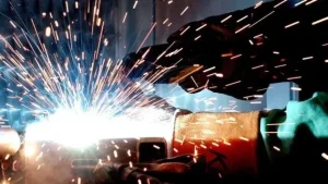 Механізм подачі дроту у зварювальному напівавтоматі: будова та особливості
